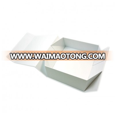 China Custom Logo Recycled Cardboard Packaging Magnetic Closure Foldable Paper Gift Boxes